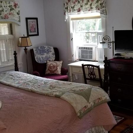 Eastgate Inn B&B Lenox Esterno foto