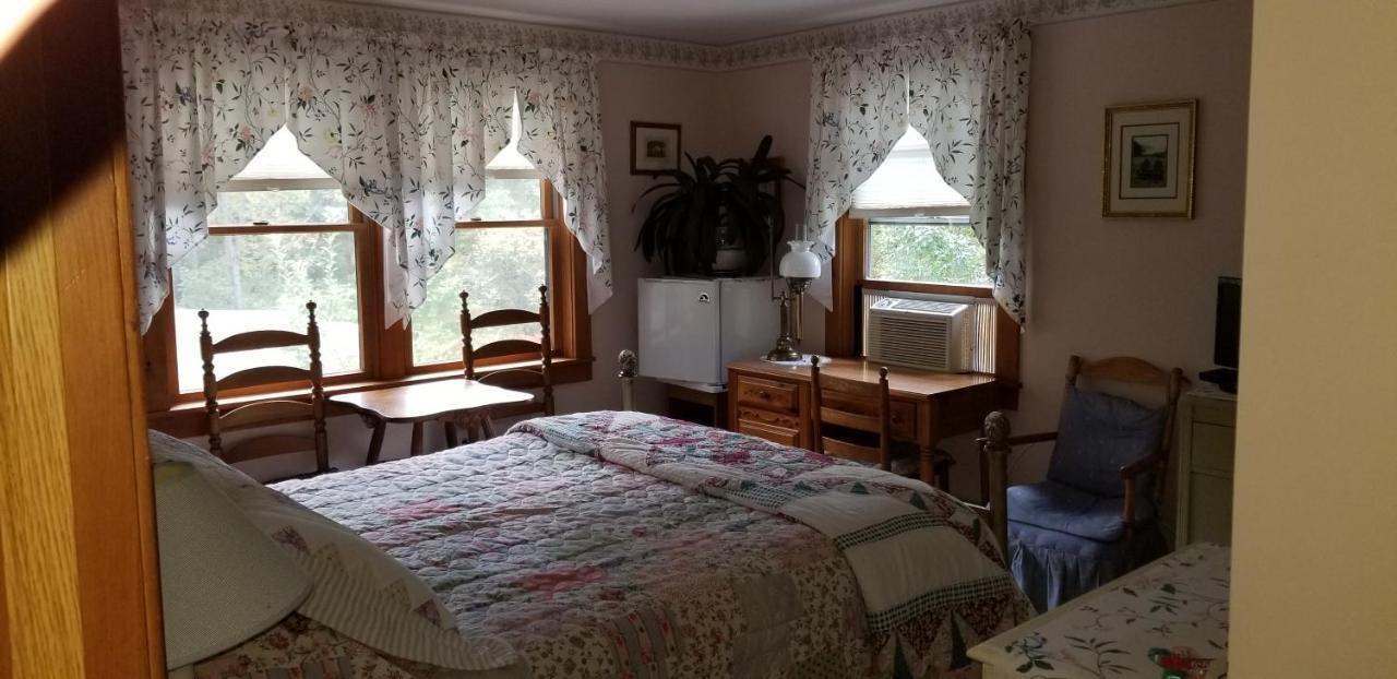 Eastgate Inn B&B Lenox Esterno foto